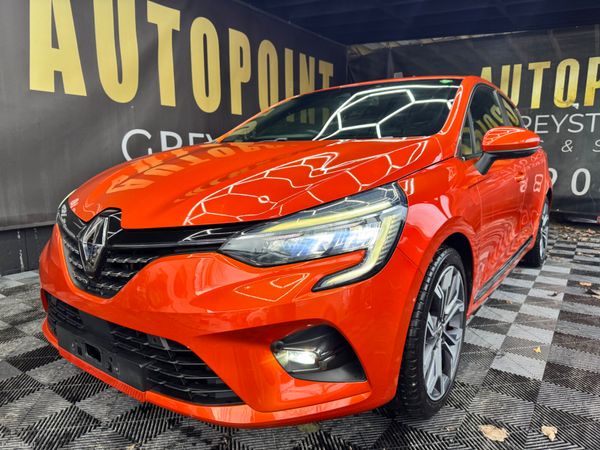 Renault Clio Hatchback, Petrol, 2020, Orange