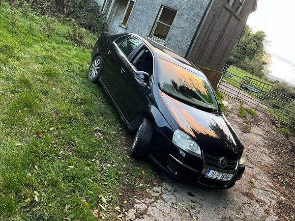 Volkswagen Jetta Saloon, Petrol, 2007, Black