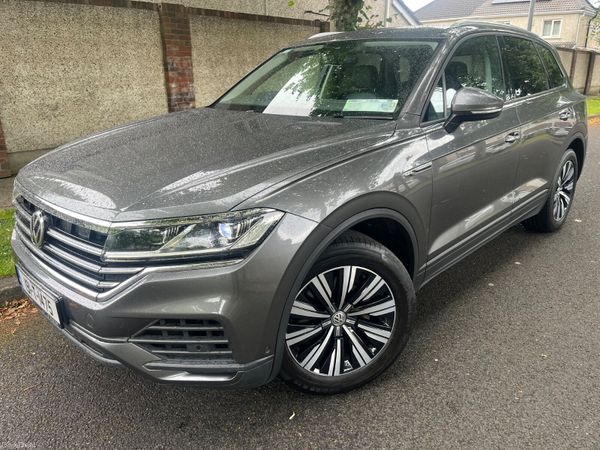 Volkswagen Touareg SUV, Diesel, 2019, Grey