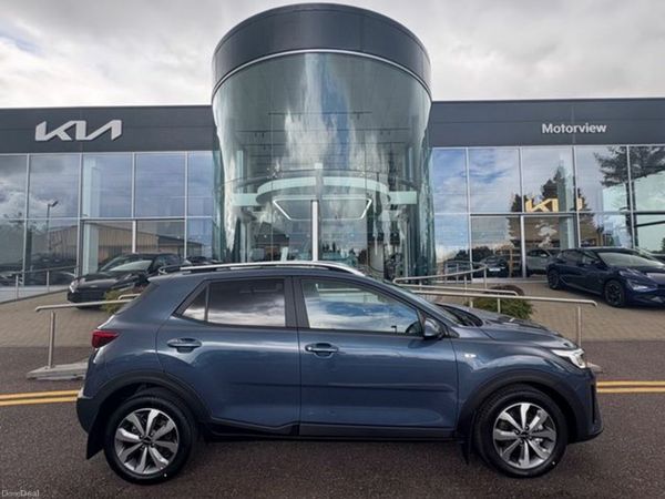 Kia Stonic MPV, Petrol Hybrid, 2022, Blue