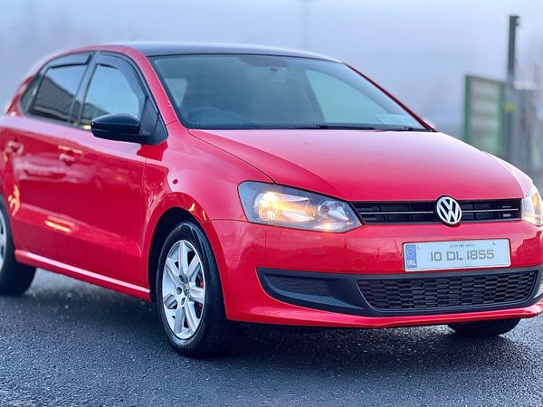 Volkswagen Polo Hatchback, Petrol, 2010, Red