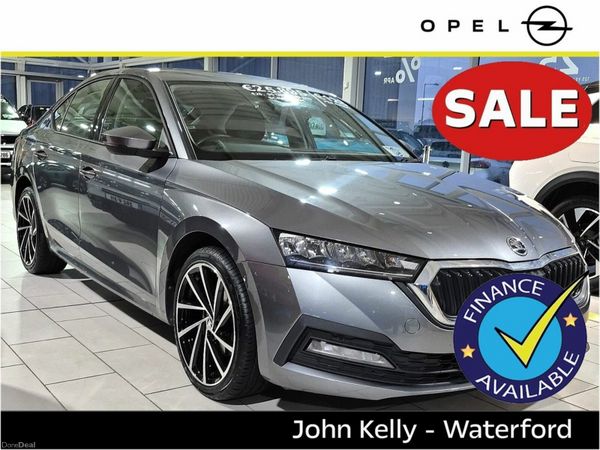 Skoda Octavia Saloon, Petrol Hybrid, 2024, Grey
