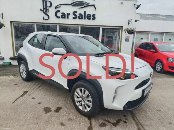 Toyota Yaris Cross Hatchback, Petrol Hybrid, 2024, White