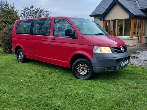 Volkswagen Shuttle Minibus, Diesel, 2007, Red