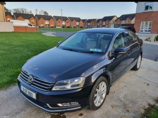 Volkswagen Passat Saloon, Diesel, 2011, Black