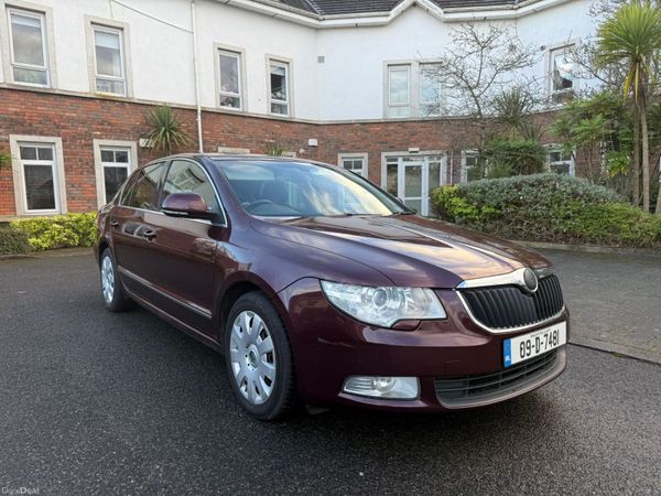 Skoda Superb Saloon, Diesel, 2009, Red