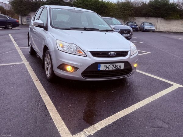 Ford Focus Hatchback, Diesel, 2010, Silver