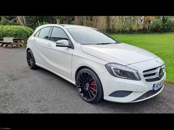 Mercedes-Benz A-Class Hatchback, Petrol, 2014, White