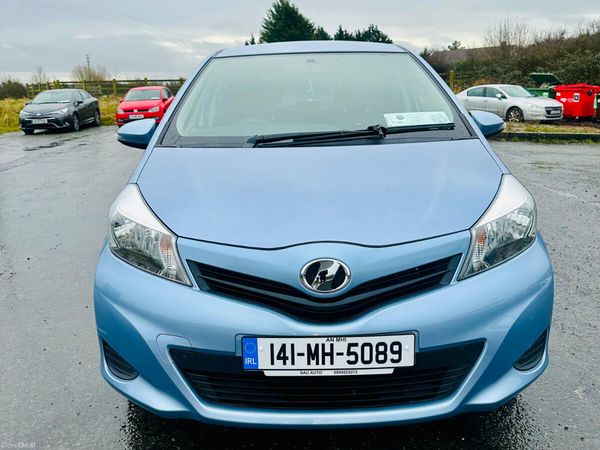 Toyota Vitz Hatchback, Petrol, 2014, Blue