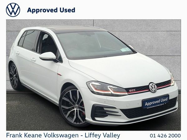 Volkswagen Golf Hatchback, Petrol, 2019, White