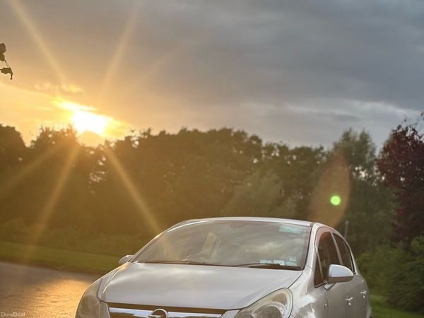 Opel Corsa Hatchback, Petrol, 2008, Silver