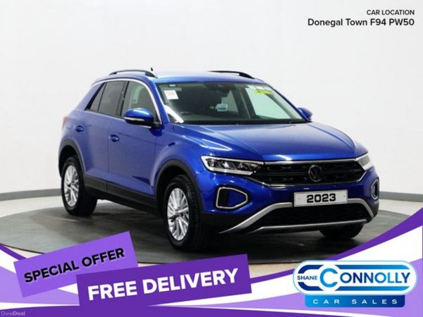 Volkswagen T-Roc SUV, Petrol, 2023, Blue