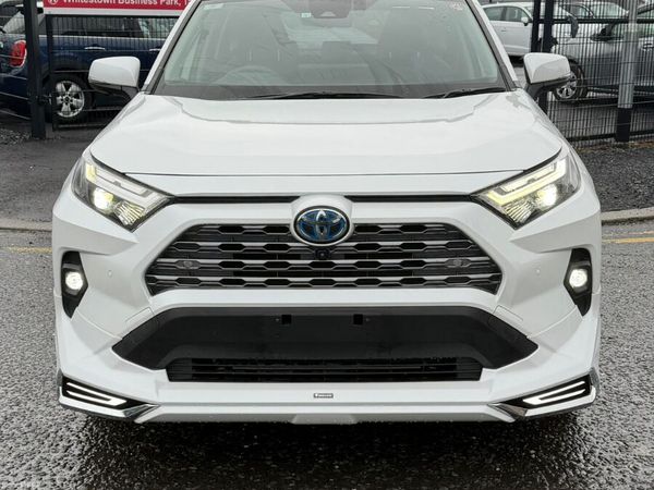 Toyota RAV4 SUV, Petrol Hybrid, 2023, White