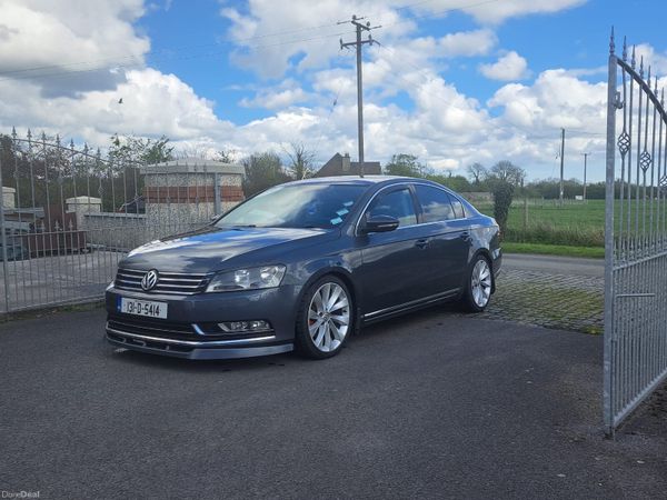 Volkswagen Passat Saloon, Diesel, 2013, Grey