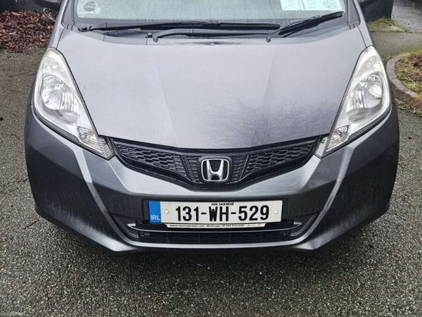 Honda Jazz Hatchback, Petrol, 2013, Grey