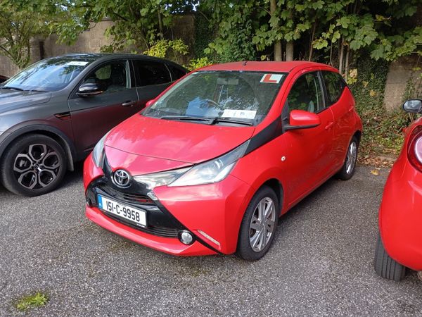 Toyota Aygo Hatchback, Petrol, 2015, Red