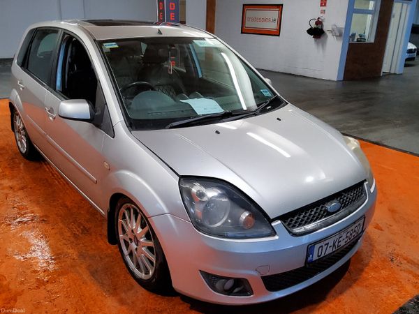 Ford Fiesta Hatchback, Petrol, 2007, Silver