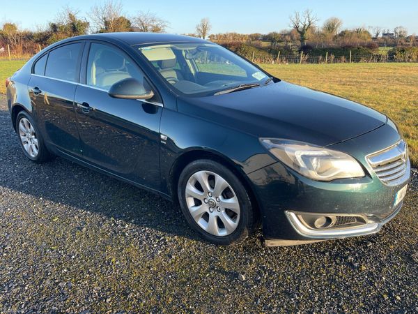 Vauxhall Insignia Hatchback, Diesel, 2014, Green