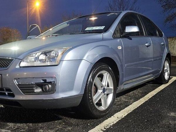Ford Focus Hatchback, Petrol, 2007, Blue
