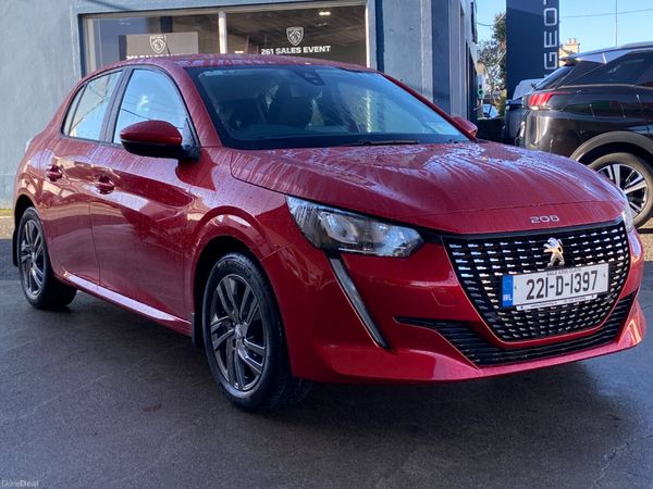 Peugeot 208 Hatchback, Petrol, 2022, Red