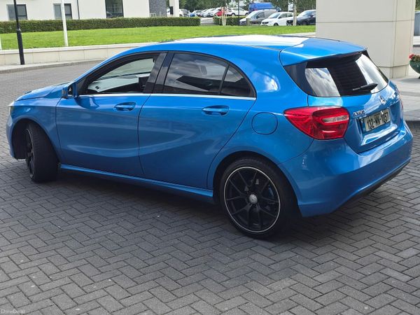 Mercedes-Benz A-Class Hatchback, Diesel, 2013, Blue