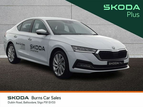 Skoda Octavia Saloon, Petrol, 2025, White