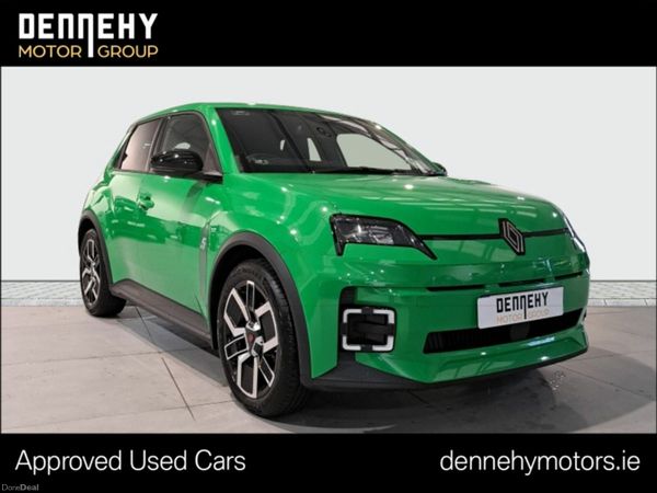 Renault 5 E-Tech Hatchback, Electric, 2026, Green
