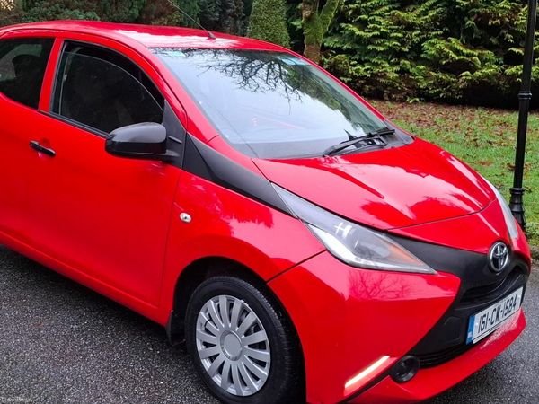 Toyota Aygo Hatchback, Petrol, 2016, Red