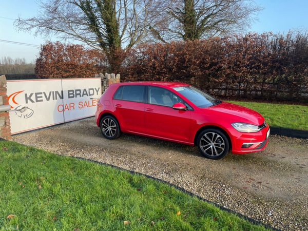 Volkswagen Golf Hatchback, Petrol, 2020, Red