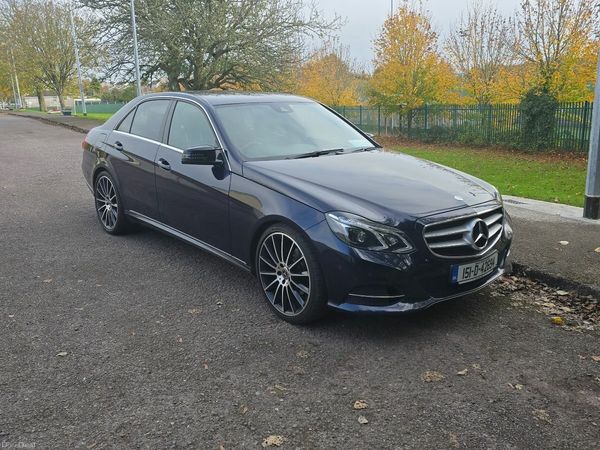 Mercedes-Benz E-Class Saloon, Diesel Hybrid, 2015, Blue