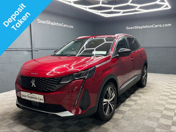 Peugeot 3008 MPV, Diesel, 2022, Red