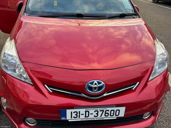 Toyota Prius MPV, Petrol Hybrid, 2013, Red