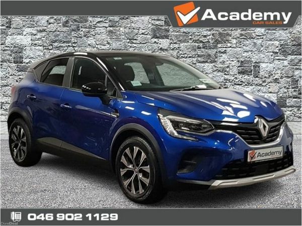 Renault Captur Hatchback, Petrol, 2022, Blue