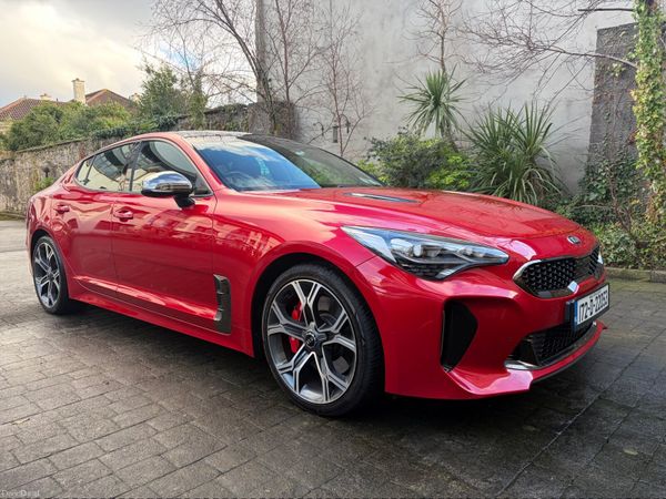 Kia Stinger Hatchback, Petrol, 2017, Red