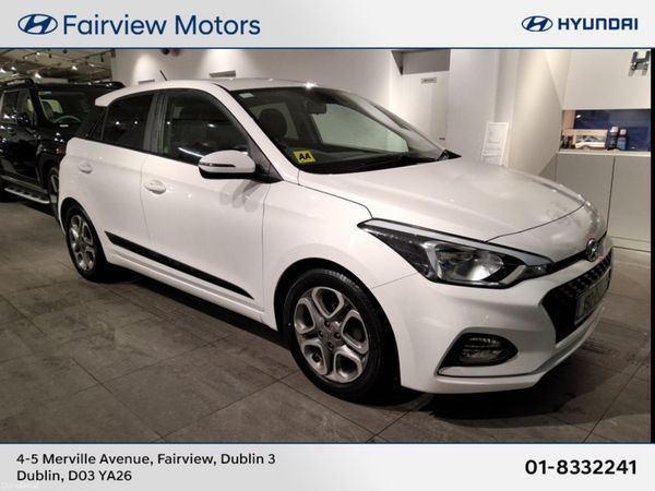 Hyundai i20 Hatchback, Petrol, 2019, White