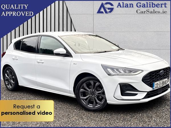 Ford Focus Hatchback, Petrol Hybrid, 2022, White