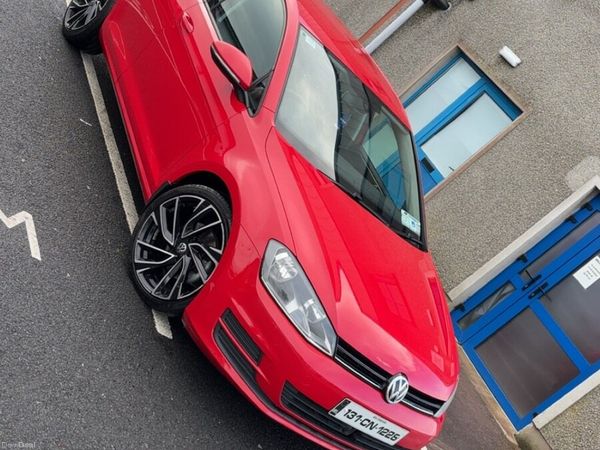 Volkswagen Golf Hatchback, Diesel, 2013, Red
