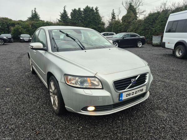 Volvo S40 Saloon, Diesel, 2009, Silver