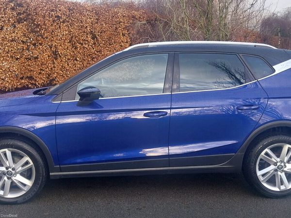 SEAT Arona SUV, Diesel, 2019, Blue