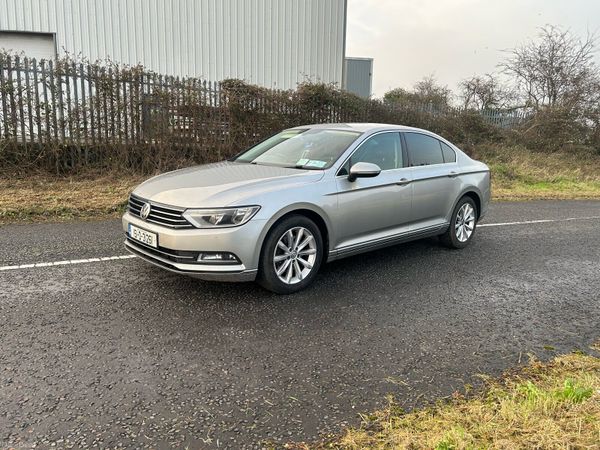 Volkswagen Passat Saloon, Diesel, 2015, Silver