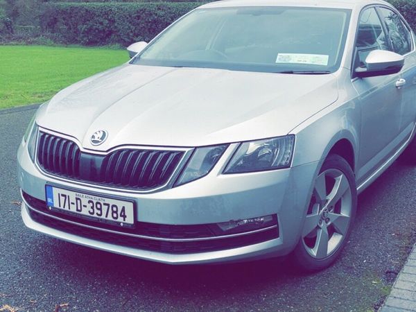 Skoda Octavia Saloon, Petrol, 2017, Grey
