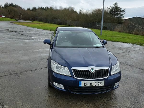 Skoda Octavia Hatchback, Diesel, 2012, Blue