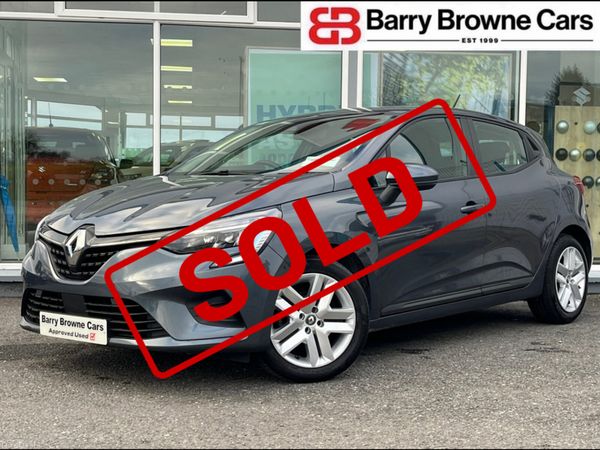 Renault Clio Hatchback, Petrol, 2022, Grey