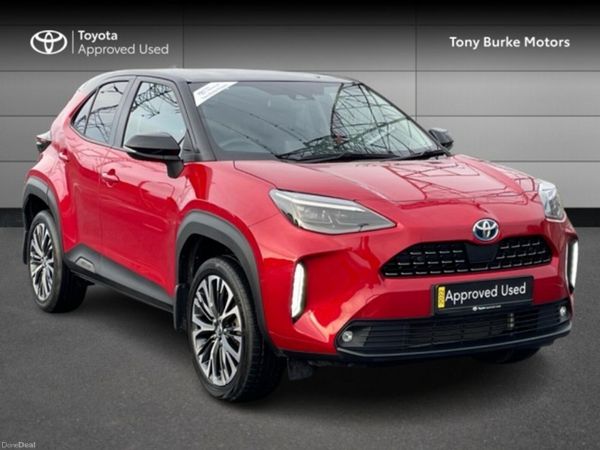 Toyota Yaris Cross SUV, Petrol Hybrid, 2022, Red