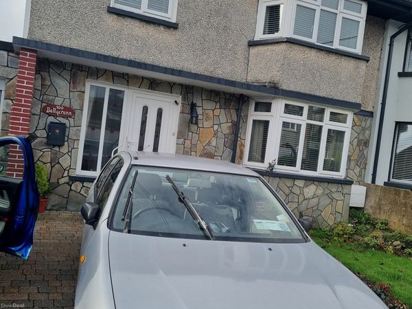 Nissan Almera Saloon, Petrol, 1998, Grey