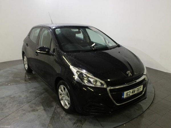 Peugeot 208 Hatchback, Petrol, 2016, Black