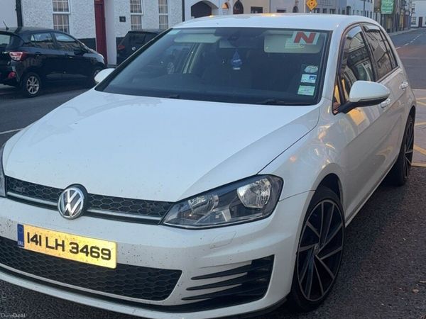 Volkswagen Golf Hatchback, Diesel, 2014, White