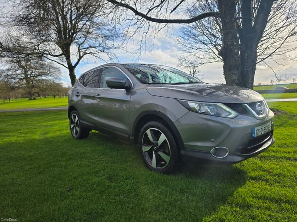 Nissan Qashqai SUV, Diesel, 2017, Grey