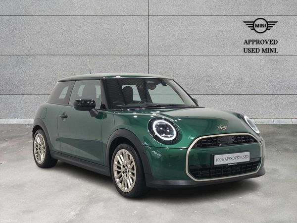Mini Cooper Hatchback, Petrol, 2024, Green