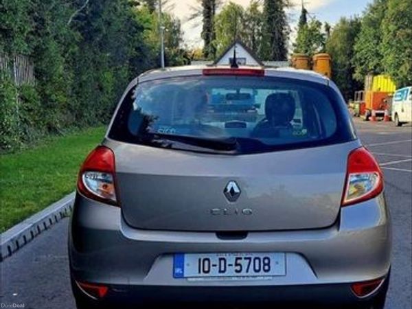 Renault Clio Hatchback, Ethanol Petrol, 2010, Gold